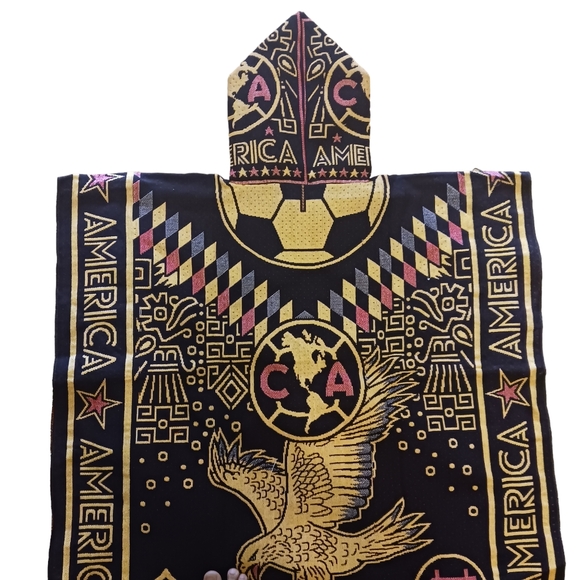 Club America Mexican Poncho - Stylish Fan Gear for Game Day | Dark Blue - Picture 5 of 7